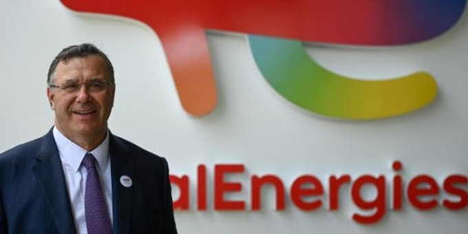 TotalEnergies garde sa stratégie multi-énergies 

